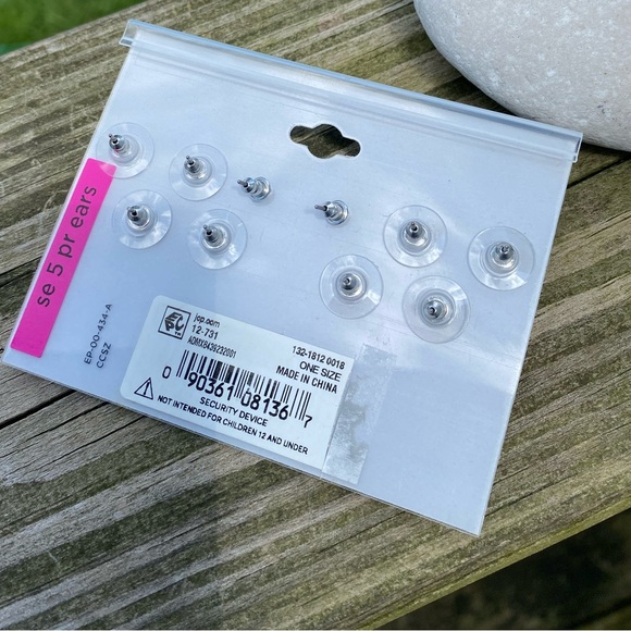 JC Penney 5 Pair stud earrings sensitive ears hypoallergenic - Picture 2 of 5